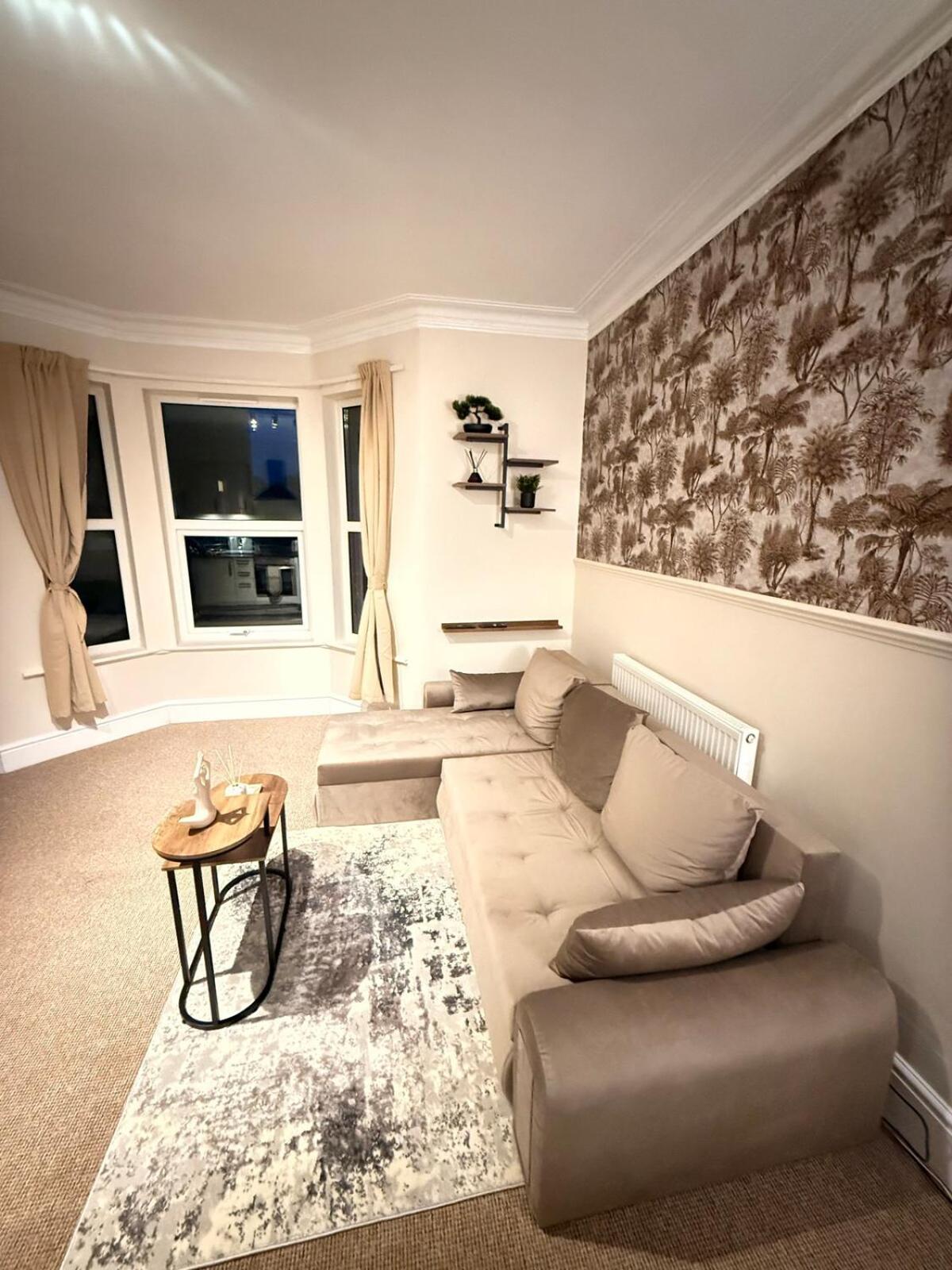 Apartment The Coral By Station *